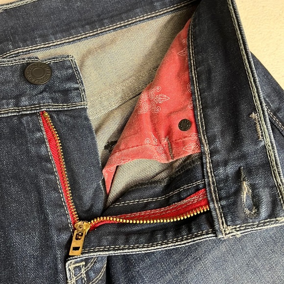 Levi’s 504 Straight Leg Jeans- Lunar New Year Special Edition - Picture 2 of 7